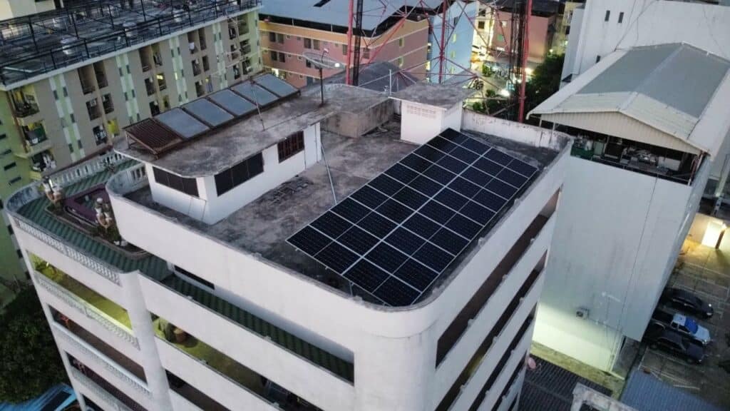 Solar_cell_10kw_3Phase_Thewet_Bangkok