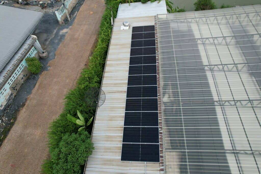 Installation-Solar-Cell-Ongrid-Hybrid-5kw-Phra Samut Chedi District